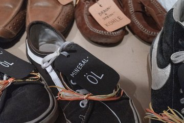Ausstellungsexponat Schuhe