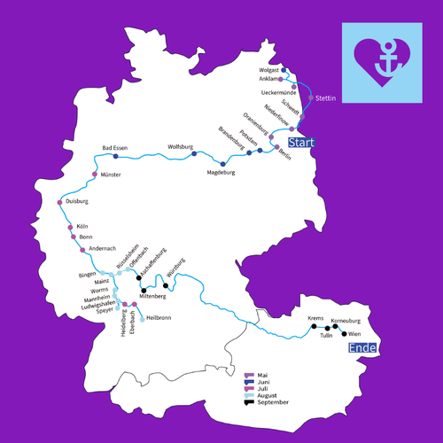 Eine weiße Karte von Deutschland und Österreich, in die die Tour der MS Wissenschaft und die verschiedenen Stationen eingezeichnet sind. Rechts oben ein cyanfarbenes Icon von einem Herz, in dem ein Anker zu sehen ist.