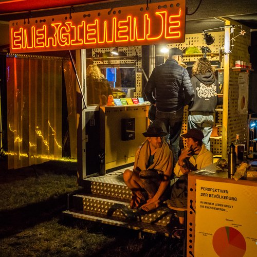 Beleuchtetes Energiemobil
